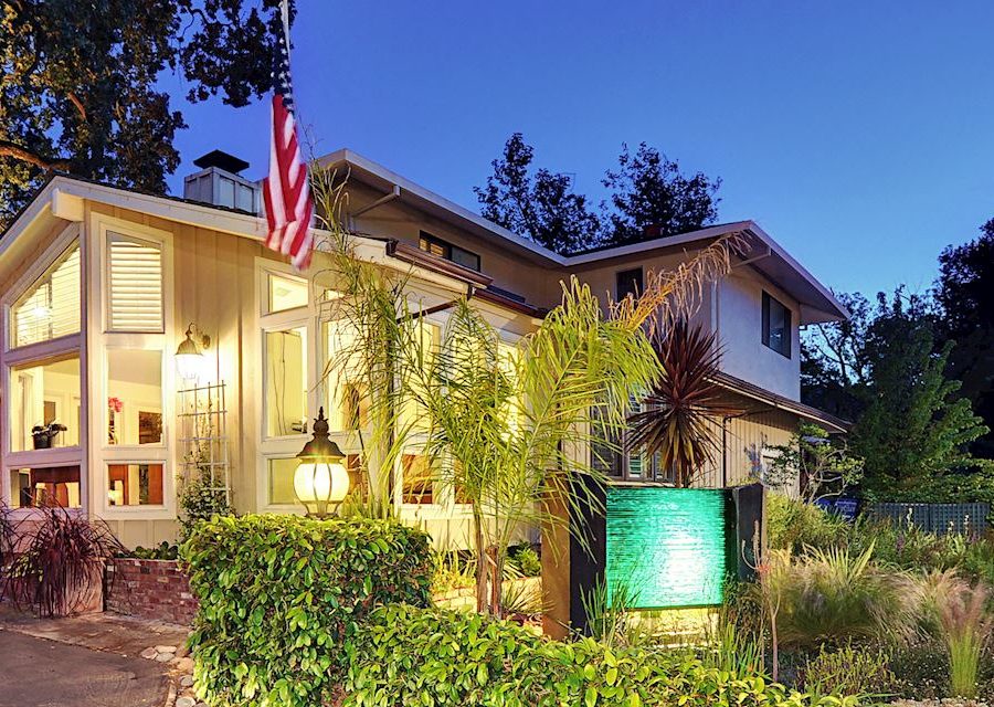 Saratoga Oaks Lodge